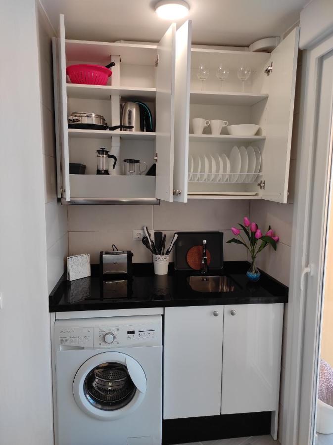 Apartament Estudio Recien Reformado En Primera Linea De Playa Benalmádena Zewnętrze zdjęcie