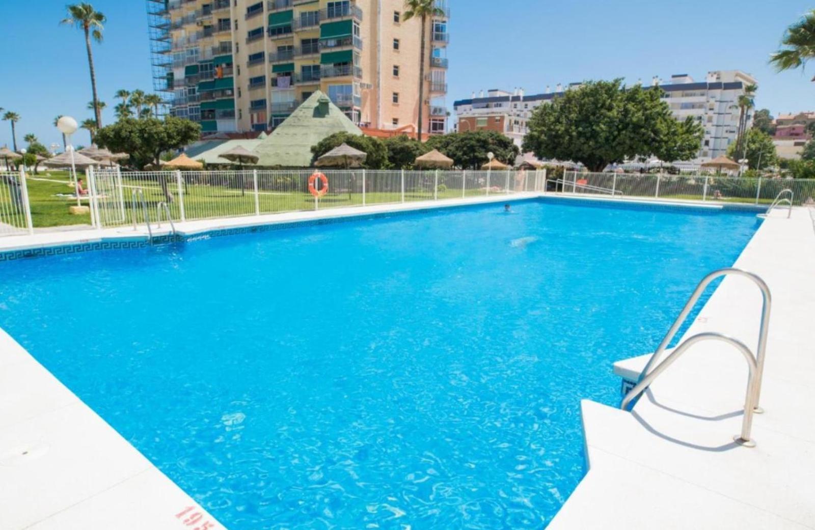 Apartament Estudio Recien Reformado En Primera Linea De Playa Benalmádena Zewnętrze zdjęcie